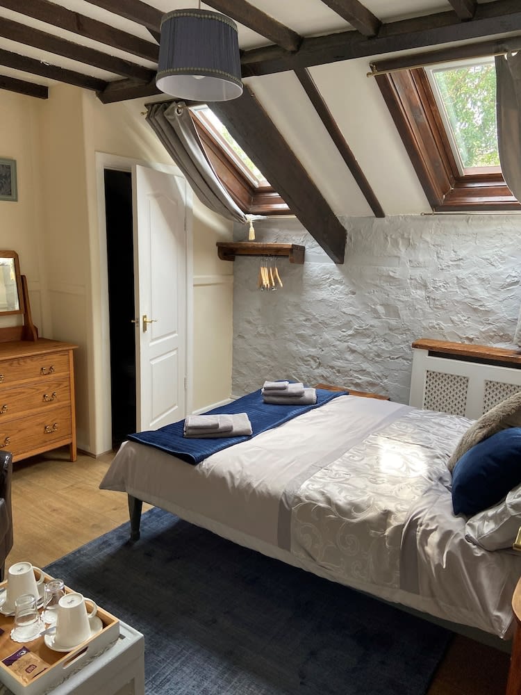 Woodleigh Coach House, Exeter Best deals