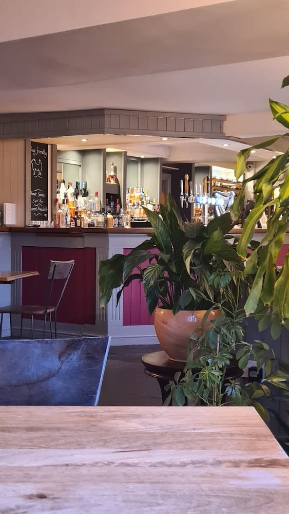 Y Branwen Restaurant & Rooms - Adult Only and Dog Friendly 1