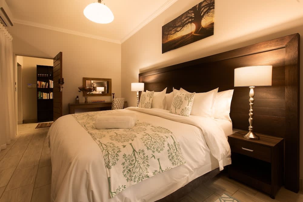 Three Olives Guesthouse 4