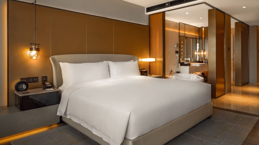 InterContinental Tianjin Yujiapu Hotel & Residences by IHG 3