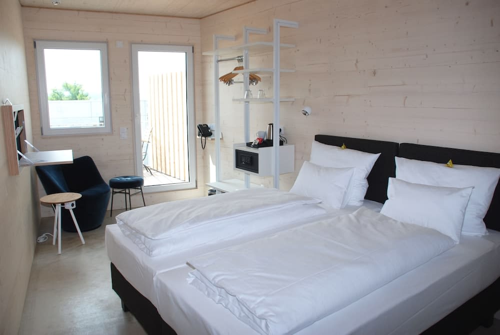 Schlafzimmer - self Check-in 1