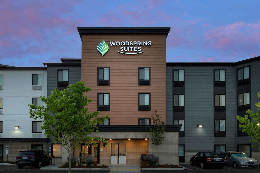 WoodSpring Suites Seattle Tukwila 1