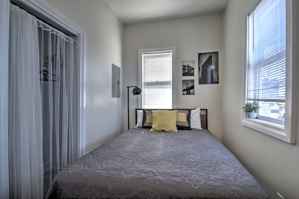 Capitol Hill Apartments 2