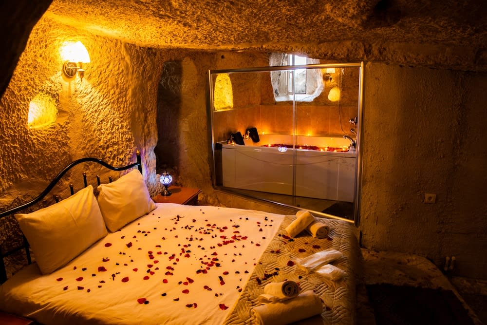 Unicorn Cave Hotel 1