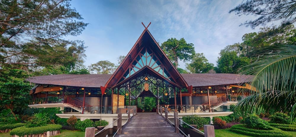 Borneo Eagle Resort 1
