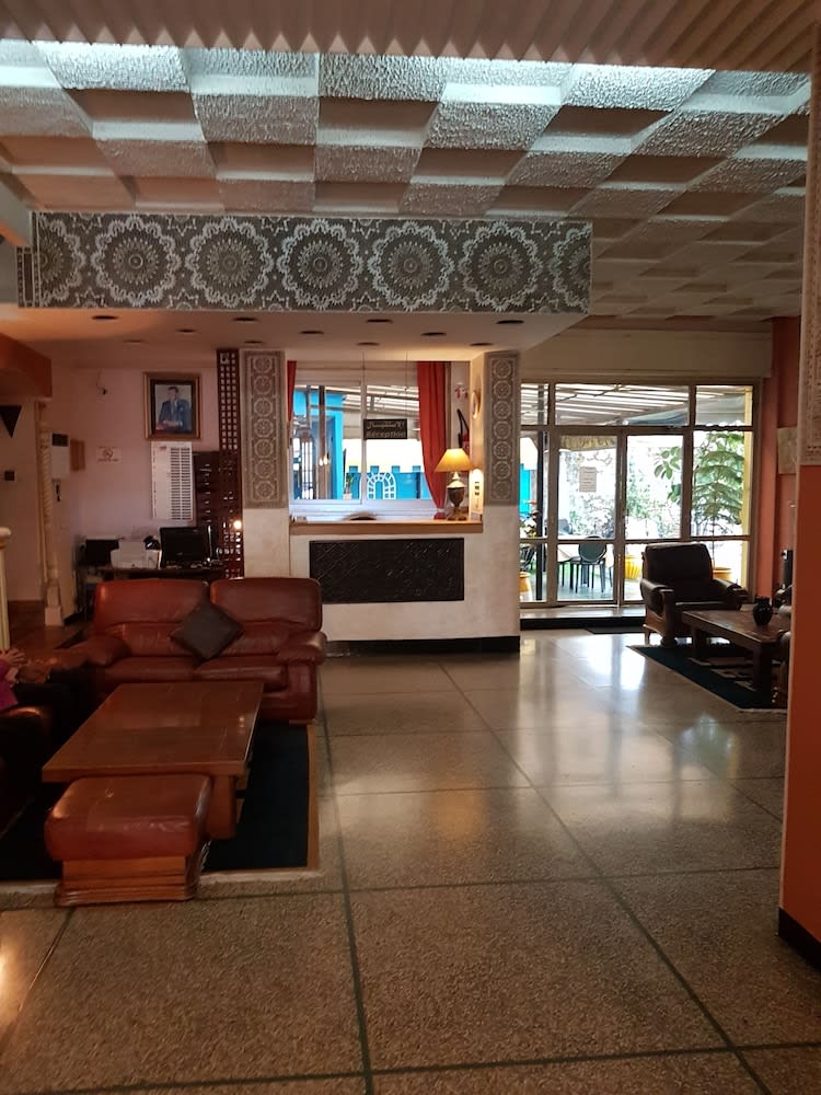 Ambassy Hotel 1