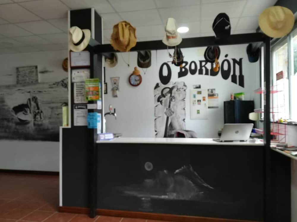 Albergue O Bordón 2