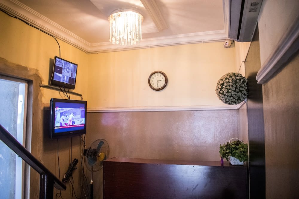 Ikeja Transit Hotel 2