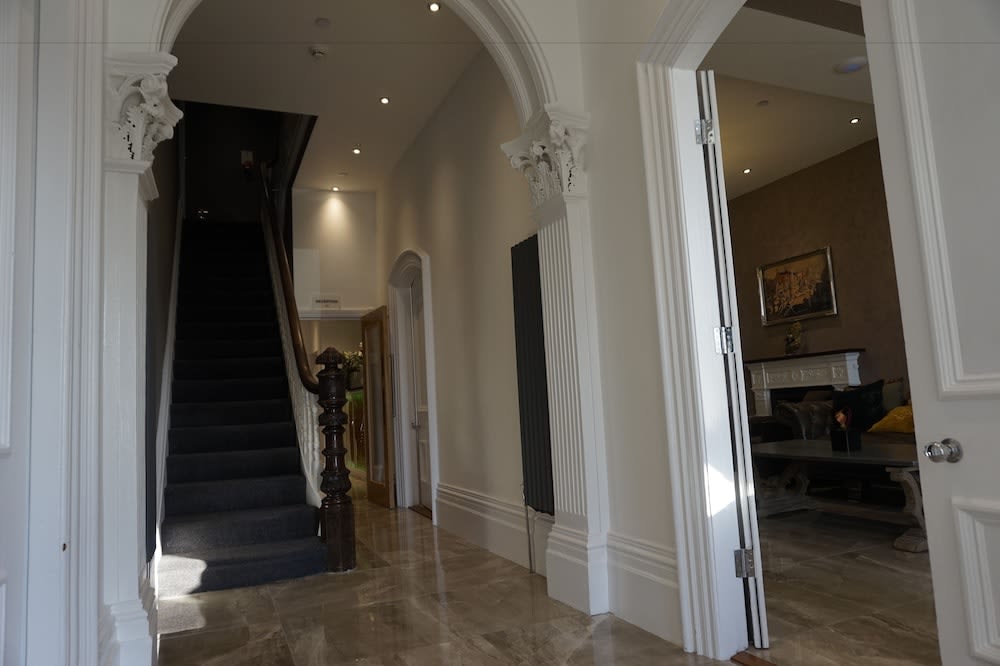 Halvard Hotel 2
