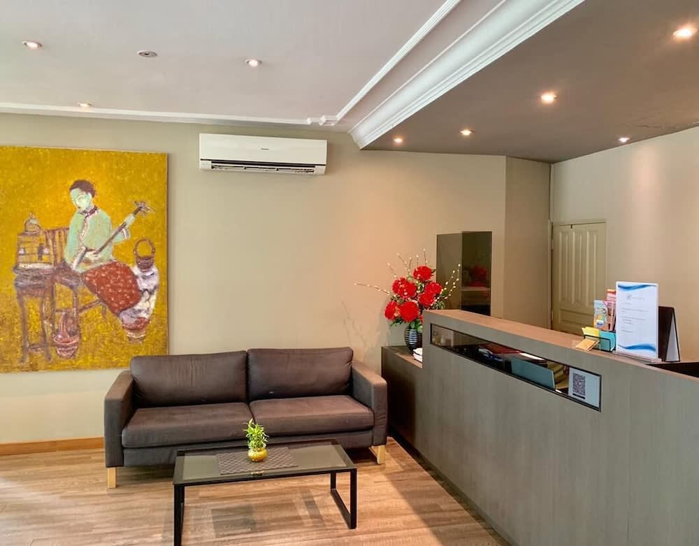 Greatwood Residence at Devonshire 2