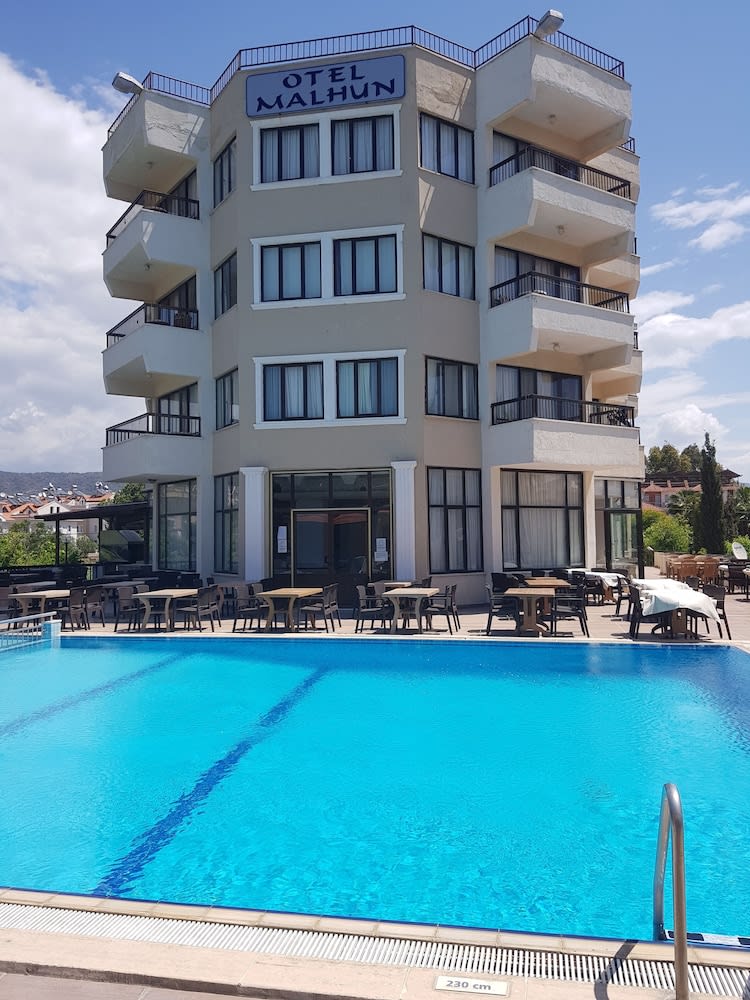 Malhun Hotel 1