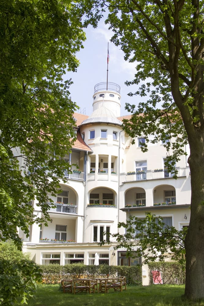 Waldschloss Parow 1