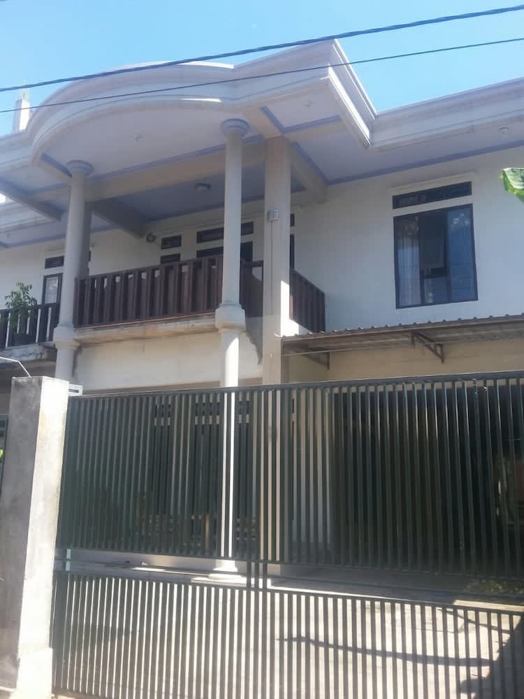 Restu By View Hotel 1