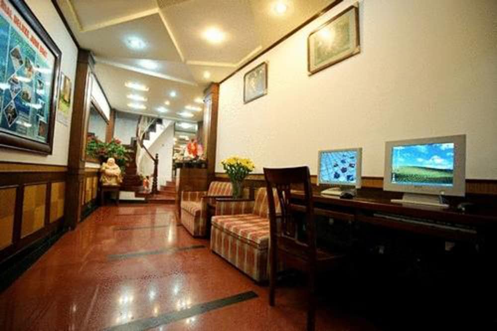Hanoi Street Hotel 2