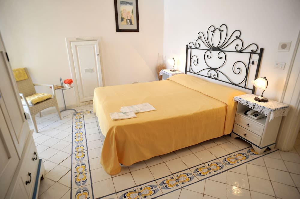 Hotel La Casa sul Mare 5