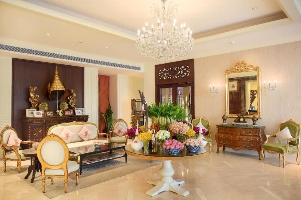 The Rose Residence Bangkok 1