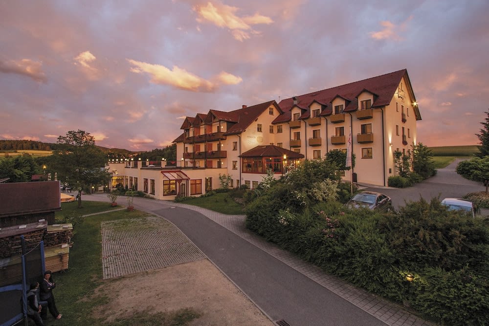 Panorama-Hotel am See 1