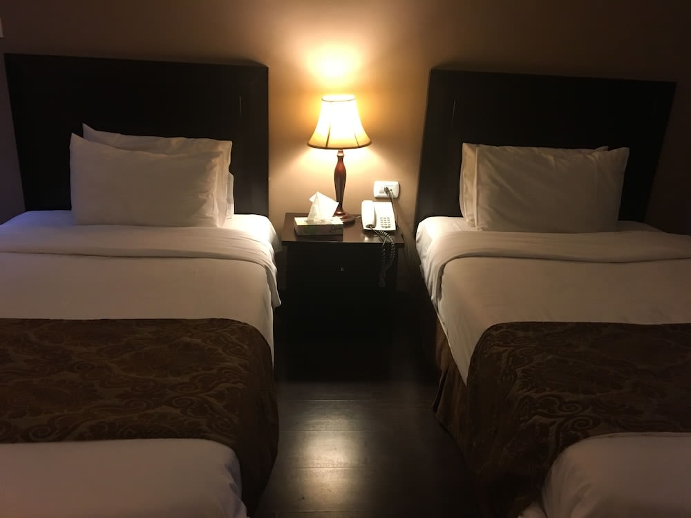 Shepherd Hotel 2