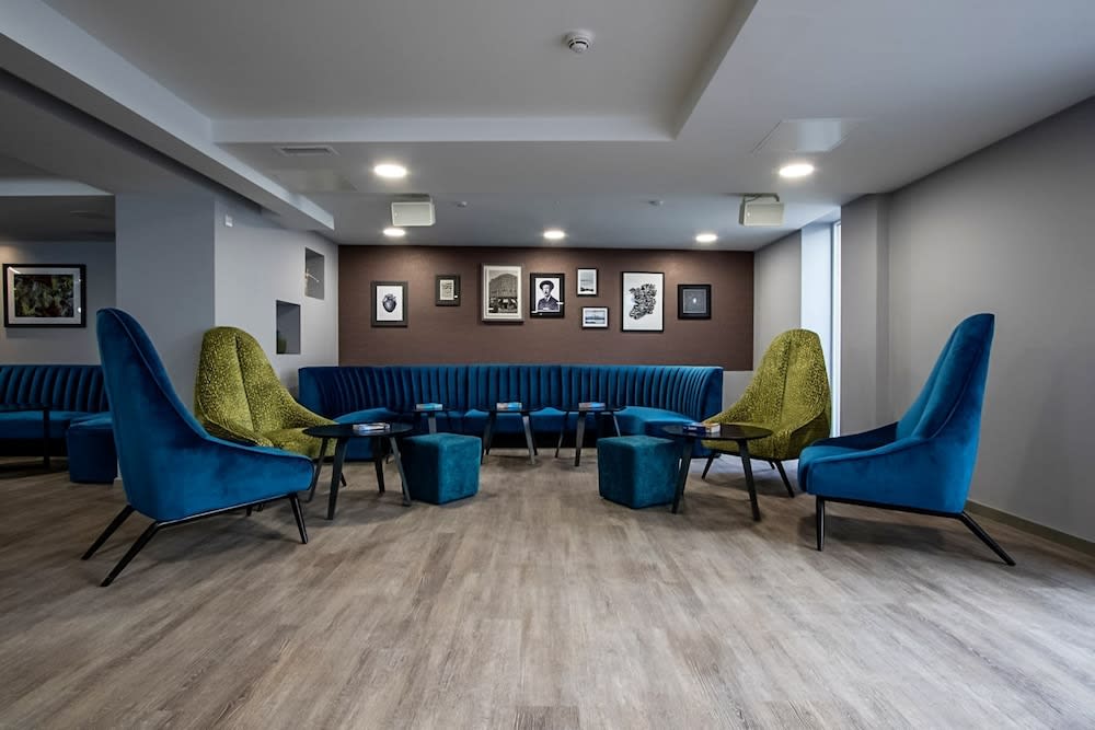 LIVStudent Dublin 2