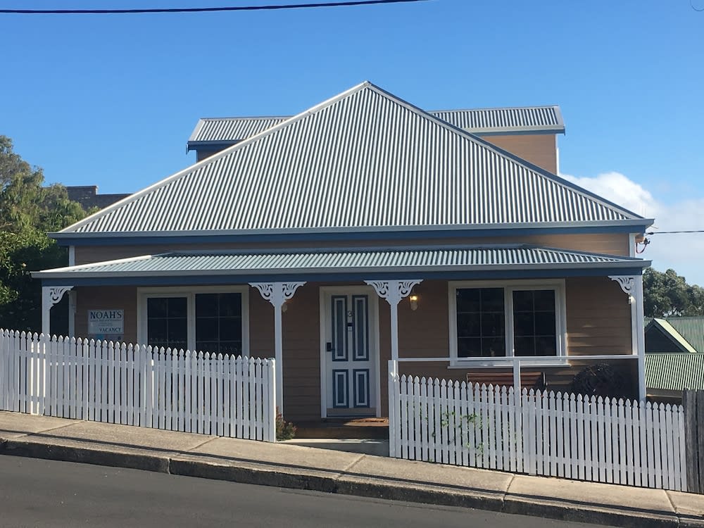 Noah's Stanley Luxury Bed and Breakfast 1