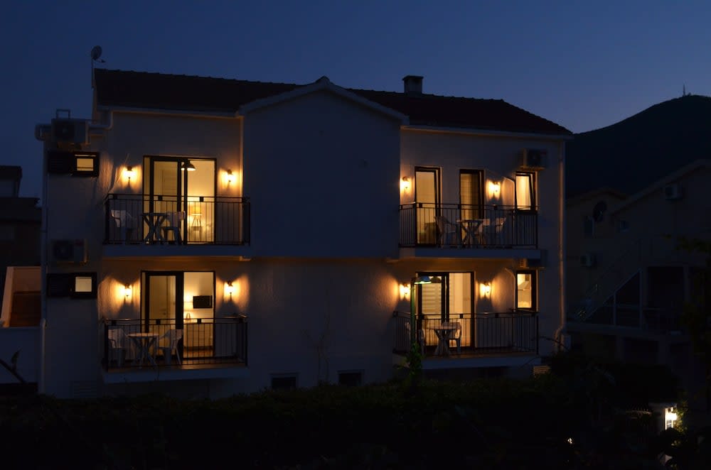 Casablanca Apartments 1