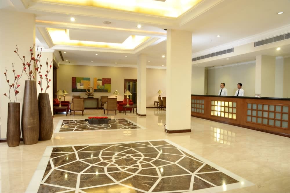 Hotel Express Towers 2