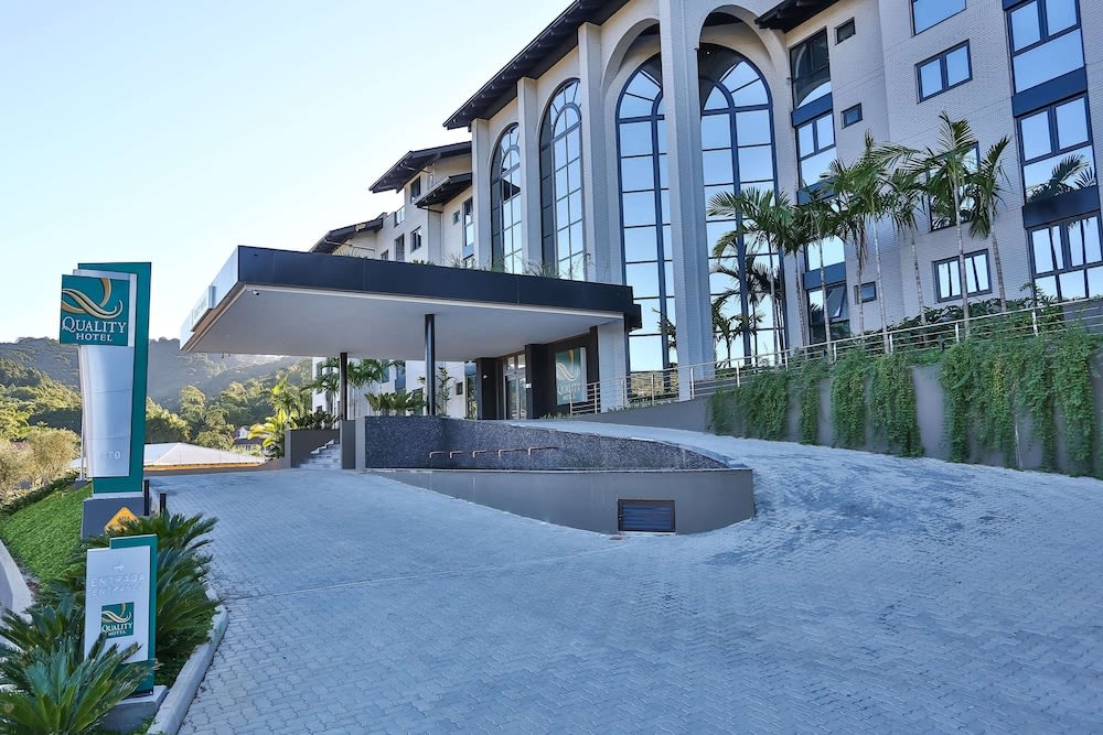 Quality Hotel Blumenau 1