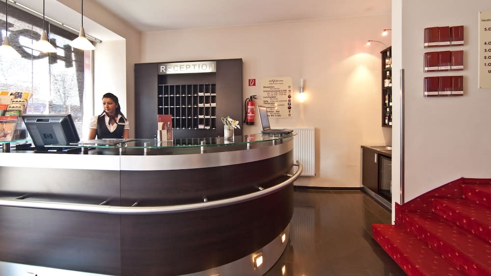 Hotel Savoy 2