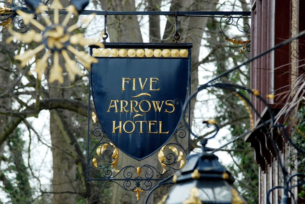 The Five Arrows Hotel 1
