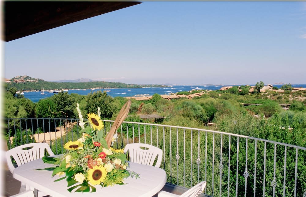 Residence Le Corti Di Marinella 1