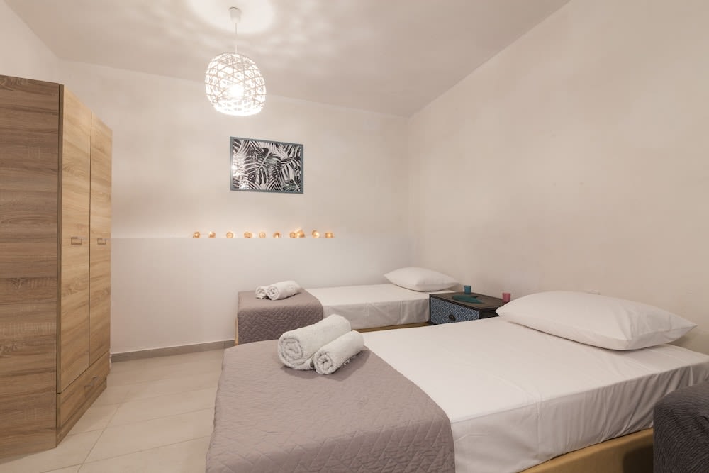 Spianada Studios by Konnect, Old Corfu Town 2