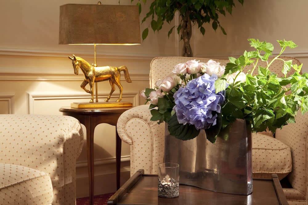 Hotel d'Angleterre, Paris | Best deals | lastminute.com