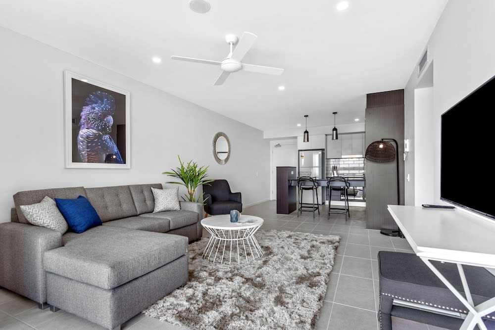 North Shore Oceanside Kawana 1