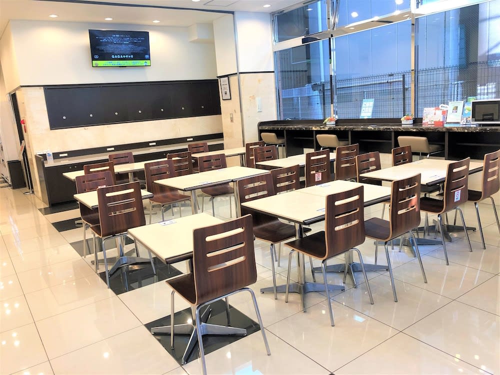Toyoko Inn Tokyo Shinjuku gyoemmae eki 3 ban Deguchi 2