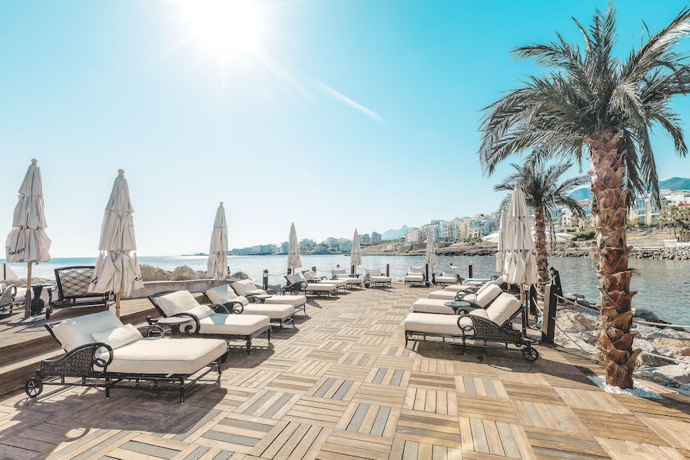 Les Ambassadeurs Hotel Casino&Marina 1
