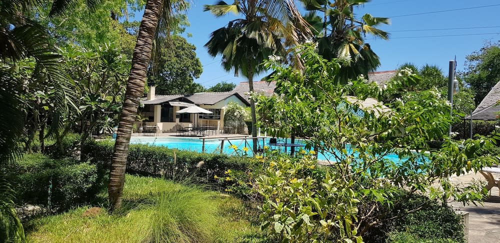 Makuti Villas Resort 1