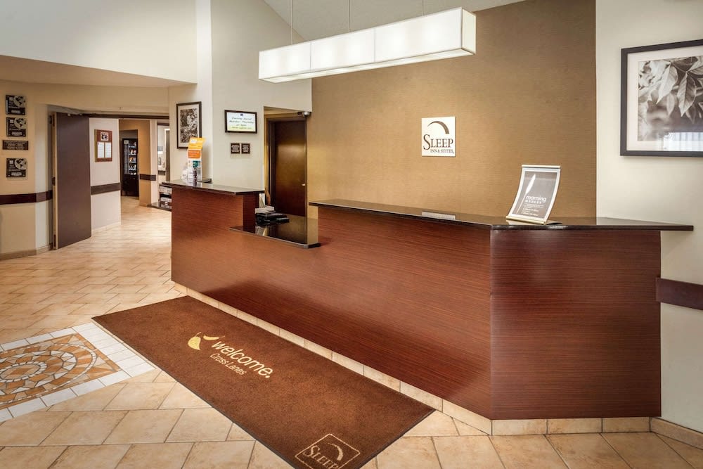 Sleep Inn & Suites Cross Lanes - South Charleston 2