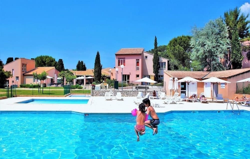 Village vacances Le Hameau des Oliviers 1