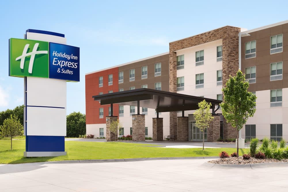 Holiday Inn Express & Suites SAVANNAH N - PORT WENTWORTH by IHG 1