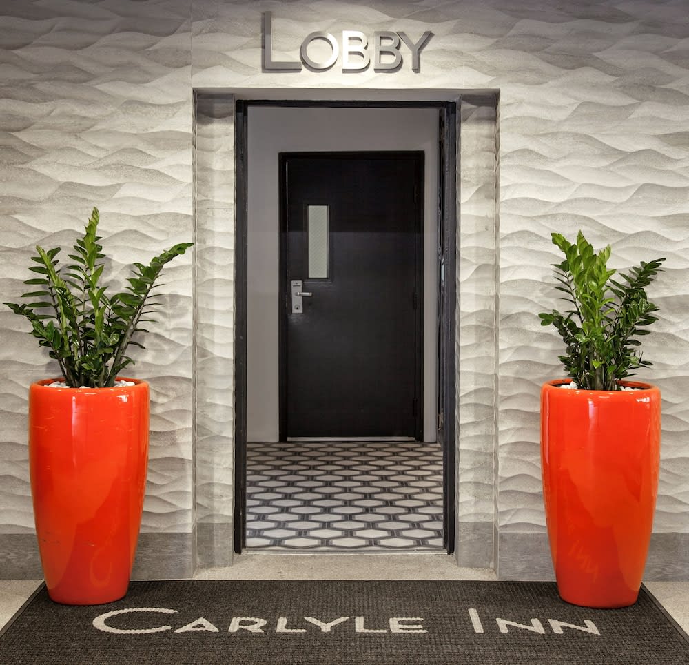 Carlyle Inn 2