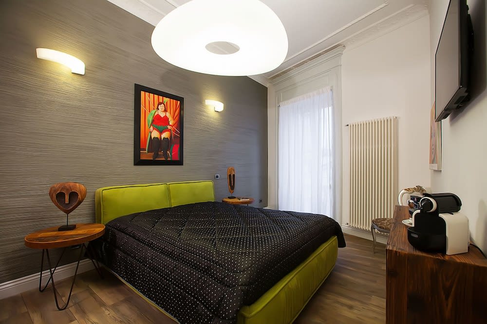 Ferrari Suite 1