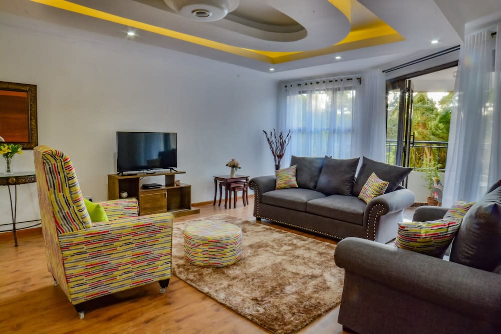 Edmor Residences Riverside 1