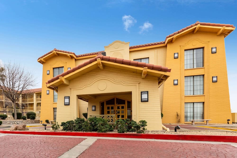 La Quinta Inn by Wyndham El Paso West 1