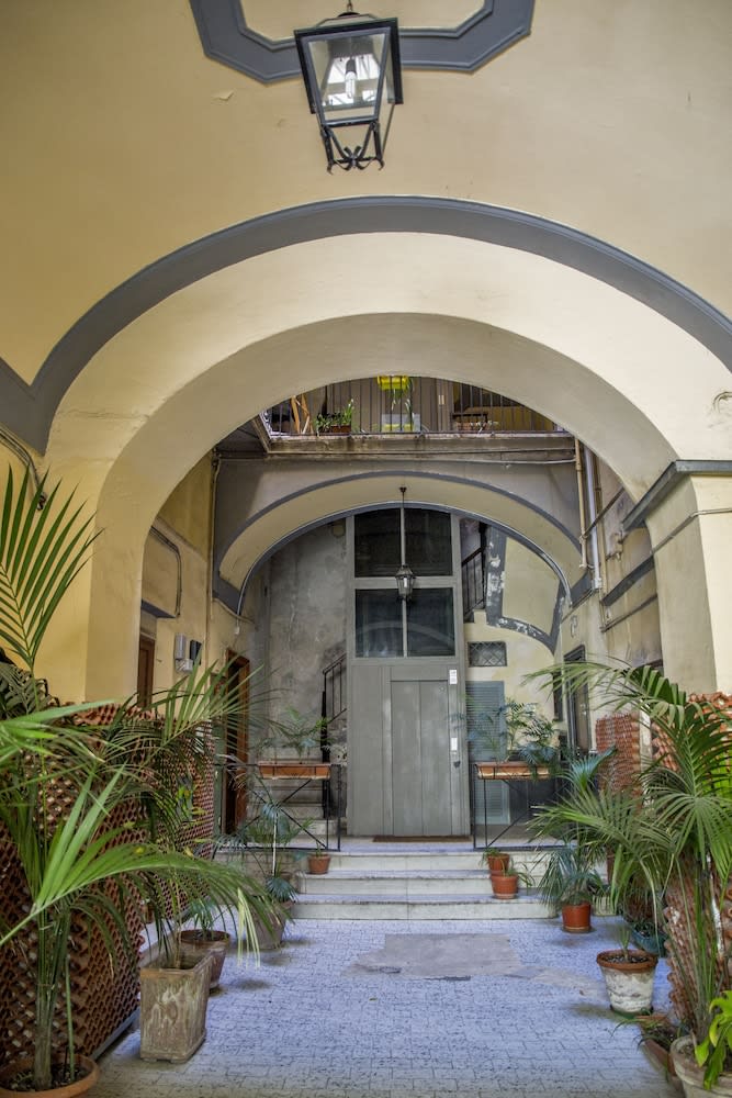 26 Urban Guest House 1
