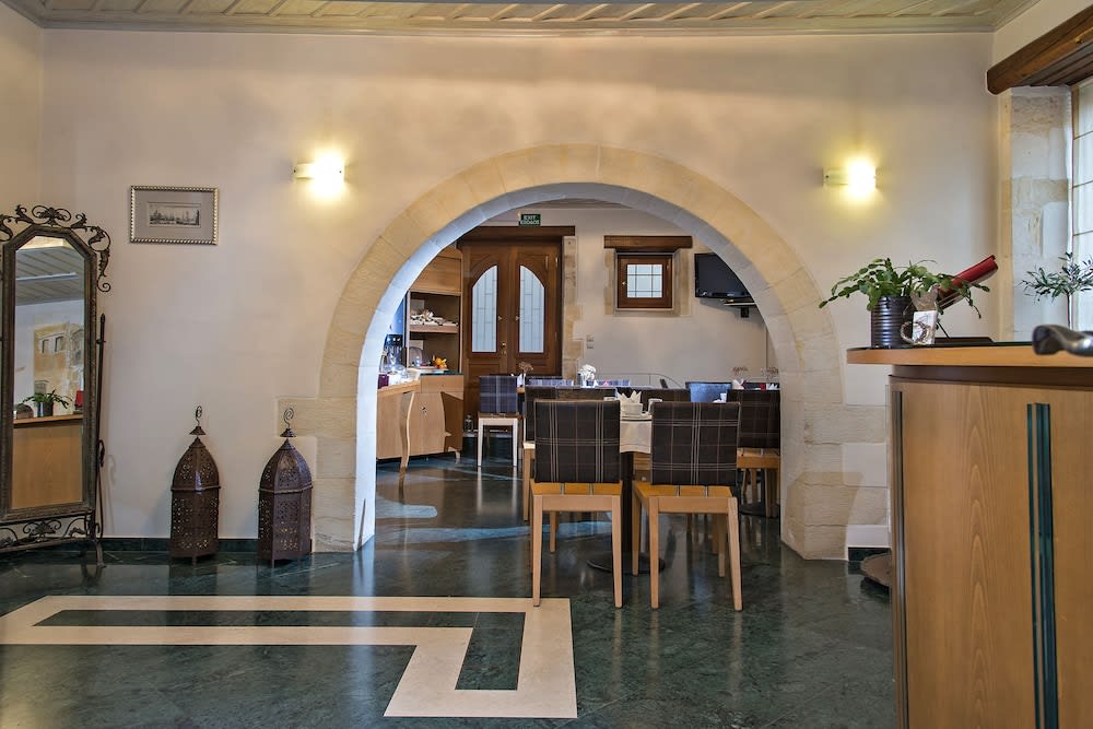 Ionas Boutique Hotel 2
