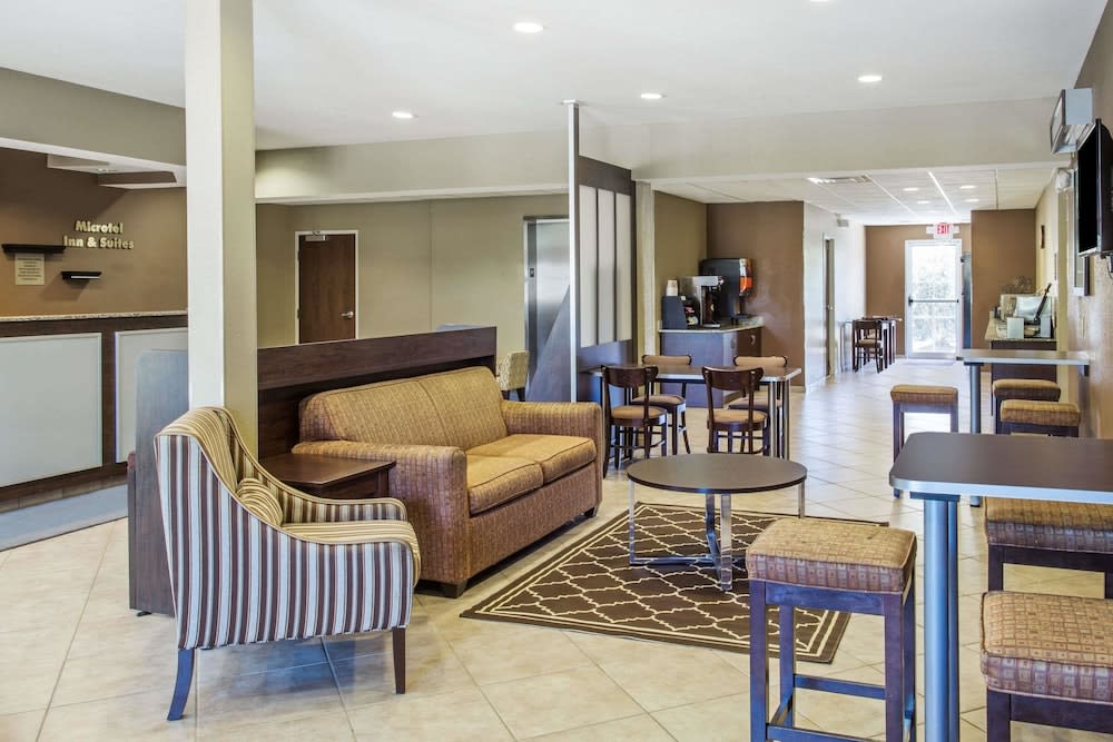 Microtel Inn & Suites by Wyndham Pearl River/Slidell 3