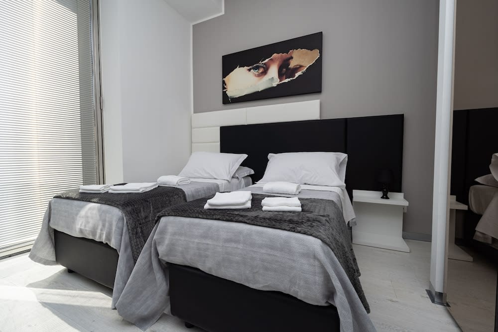 White Rooms 2