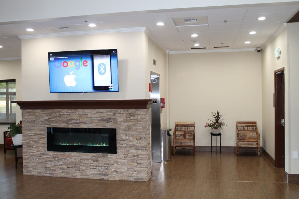 Comfort Inn & Suites Lakewood by JBLM 2