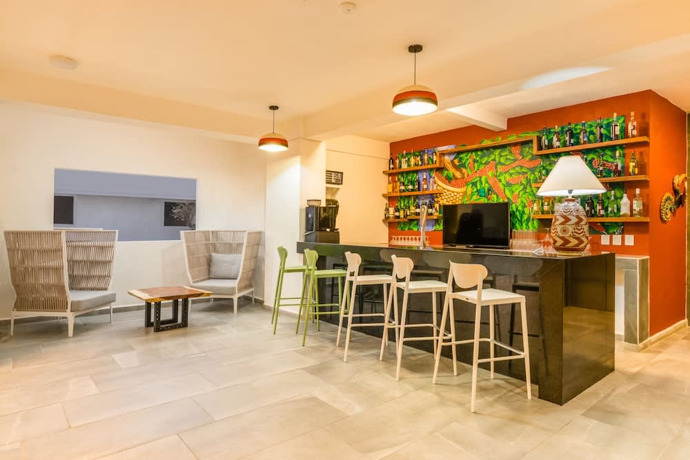 Decameron Isla Coral Guayabitos Ramada All-Inclusive Resort 4