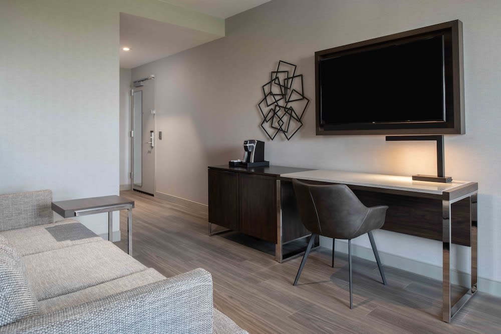 Holiday Inn Express BOSTON - QUINCY by IHG 4